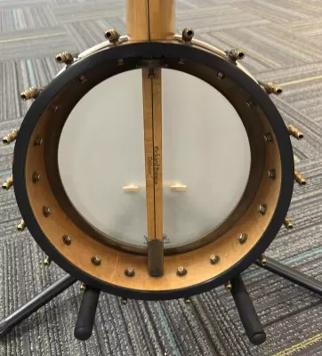 Rickard Banjo Dobson 2